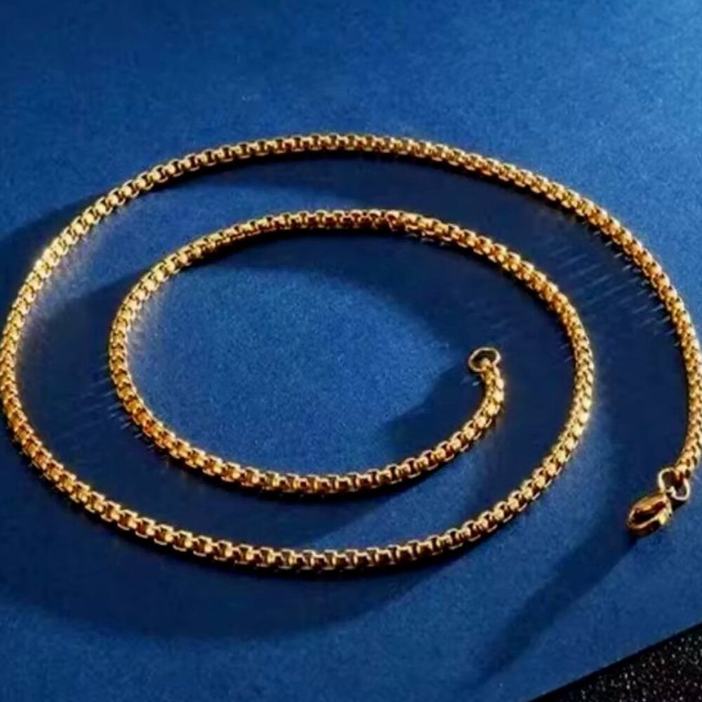 ☘️ Beautiful New 22" Round Box Necklace 4mm Wide 18K Gold ☘️ - Picture 2 of 5